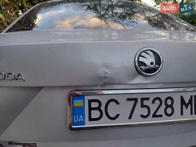 Серый Шкода Рапид, объемом двигателя 1.2 л и пробегом 164 тыс. км за 7500 $, фото 41 на Automoto.ua