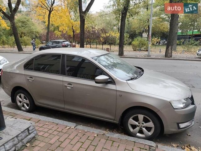 Серый Шкода Рапид, объемом двигателя 1.2 л и пробегом 70 тыс. км за 7500 $, фото 9 на Automoto.ua