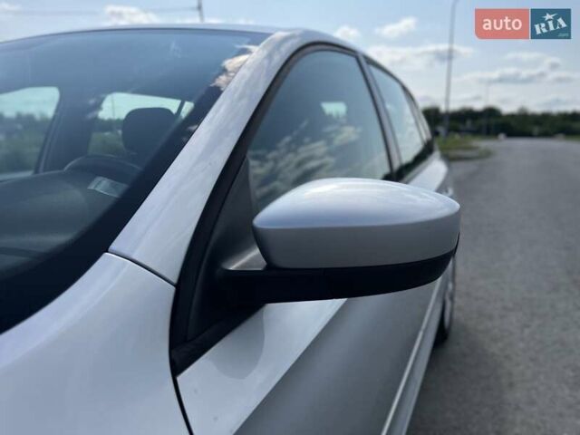 Сірий Шкода Рапід, об'ємом двигуна 1.2 л та пробігом 165 тис. км за 7800 $, фото 26 на Automoto.ua