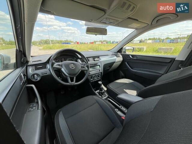 Сірий Шкода Рапід, об'ємом двигуна 1.2 л та пробігом 165 тис. км за 7800 $, фото 27 на Automoto.ua