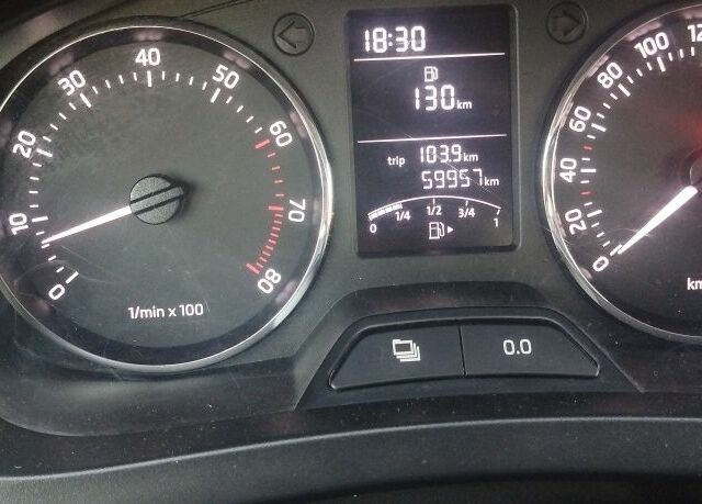 Серый Шкода Рапид, объемом двигателя 0 л и пробегом 59 тыс. км за 9200 $, фото 1 на Automoto.ua