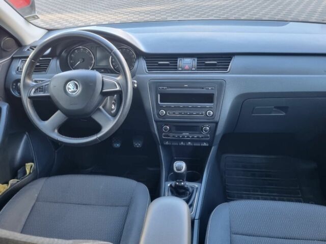 Серый Шкода Рапид, объемом двигателя 0 л и пробегом 59 тыс. км за 9200 $, фото 10 на Automoto.ua