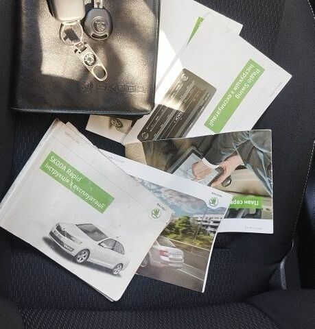 Серый Шкода Рапид, объемом двигателя 0 л и пробегом 59 тыс. км за 9200 $, фото 8 на Automoto.ua