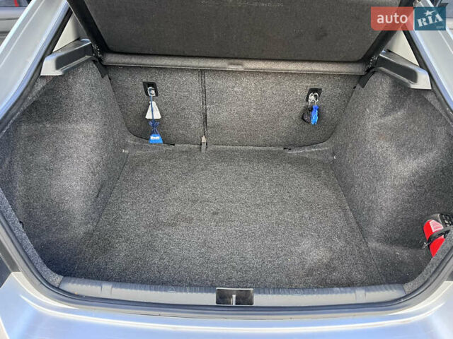 Серый Шкода Рапид, объемом двигателя 1.6 л и пробегом 305 тыс. км за 8000 $, фото 24 на Automoto.ua