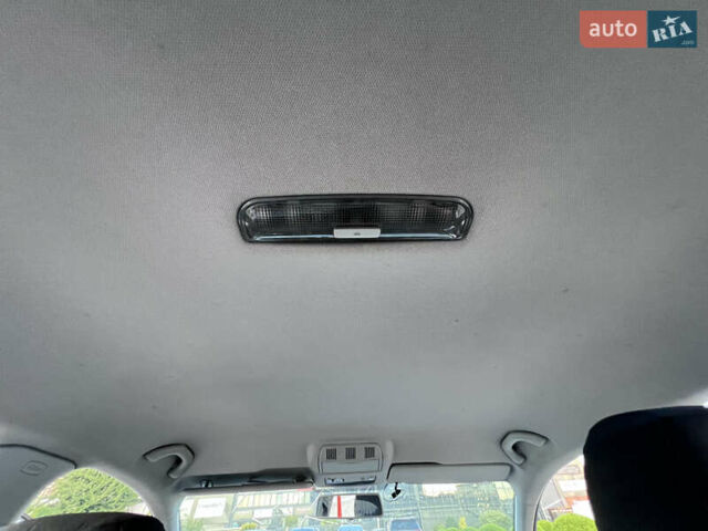 Серый Шкода Рапид, объемом двигателя 1.6 л и пробегом 305 тыс. км за 8000 $, фото 28 на Automoto.ua