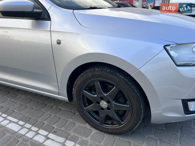 Серый Шкода Рапид, объемом двигателя 1.6 л и пробегом 305 тыс. км за 8000 $, фото 9 на Automoto.ua