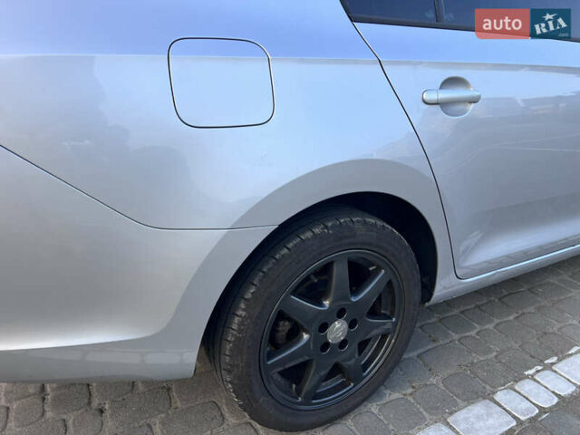 Серый Шкода Рапид, объемом двигателя 1.6 л и пробегом 305 тыс. км за 8000 $, фото 8 на Automoto.ua