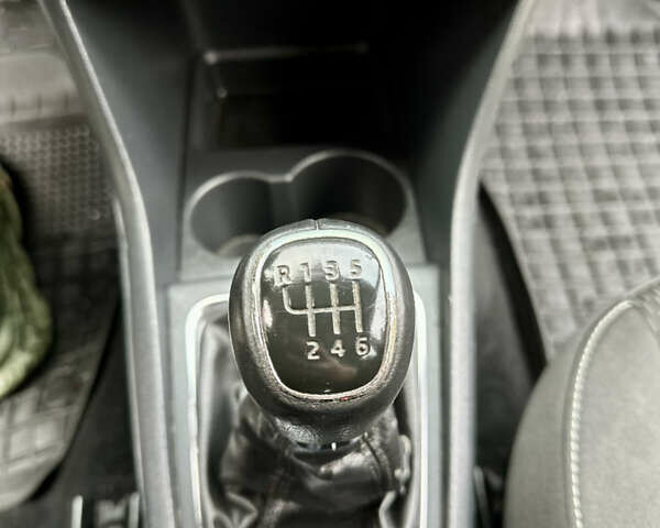 Серый Шкода Рапид, объемом двигателя 1.2 л и пробегом 184 тыс. км за 4650 $, фото 21 на Automoto.ua