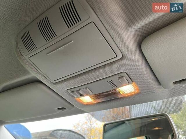 Серый Шкода Рапид, объемом двигателя 1.6 л и пробегом 127 тыс. км за 10000 $, фото 53 на Automoto.ua