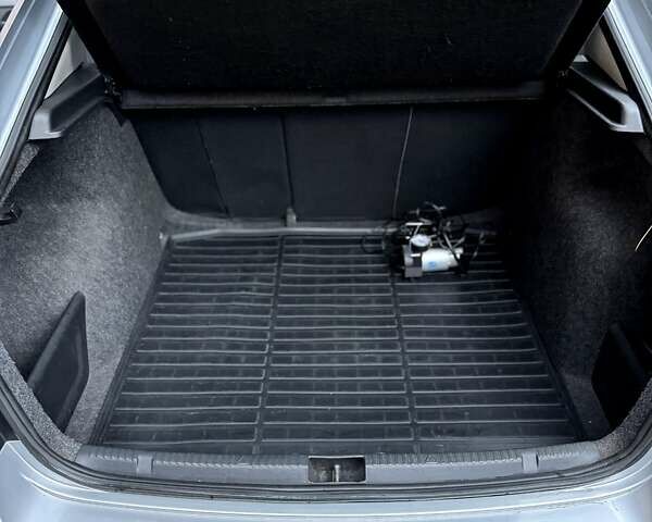 Серый Шкода Рапид, объемом двигателя 1.6 л и пробегом 241 тыс. км за 7600 $, фото 8 на Automoto.ua