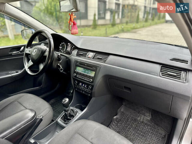 Серый Шкода Рапид, объемом двигателя 1.2 л и пробегом 184 тыс. км за 4650 $, фото 14 на Automoto.ua