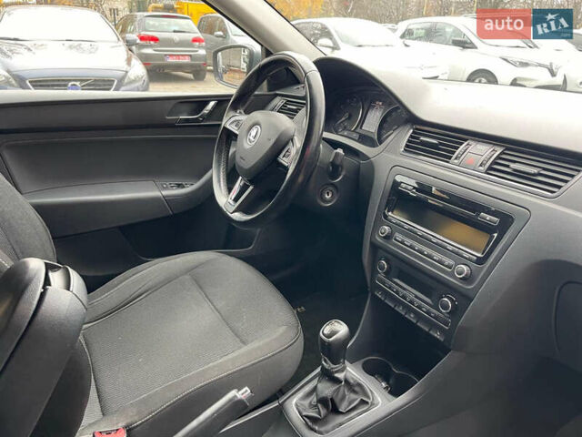 Серый Шкода Рапид, объемом двигателя 1.6 л и пробегом 178 тыс. км за 8500 $, фото 10 на Automoto.ua