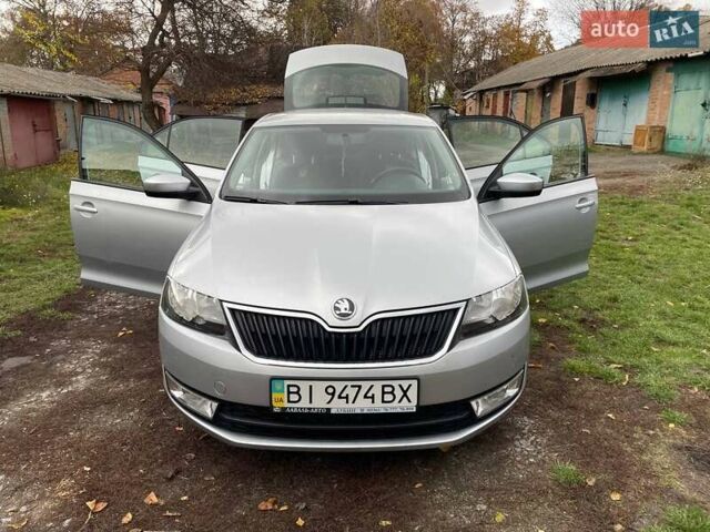 Серый Шкода Рапид, объемом двигателя 1.6 л и пробегом 127 тыс. км за 10000 $, фото 2 на Automoto.ua