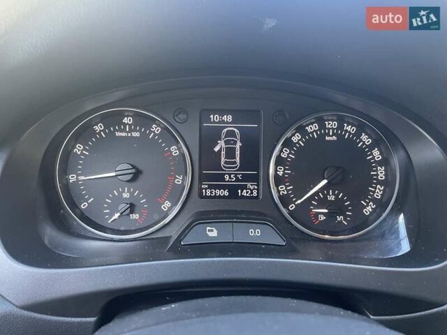 Серый Шкода Рапид, объемом двигателя 1.2 л и пробегом 183 тыс. км за 7300 $, фото 22 на Automoto.ua