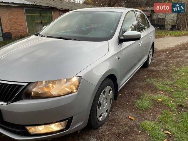 Серый Шкода Рапид, объемом двигателя 1.6 л и пробегом 127 тыс. км за 10000 $, фото 8 на Automoto.ua