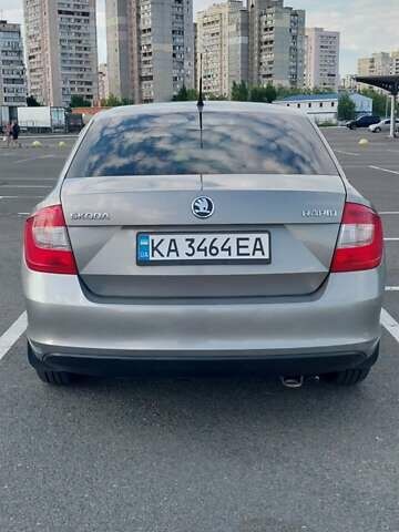 Сірий Шкода Рапід, об'ємом двигуна 1.2 л та пробігом 217 тис. км за 6200 $, фото 3 на Automoto.ua