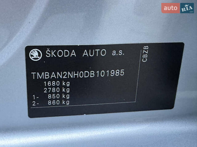Серый Шкода Рапид, объемом двигателя 1.2 л и пробегом 235 тыс. км за 6999 $, фото 16 на Automoto.ua
