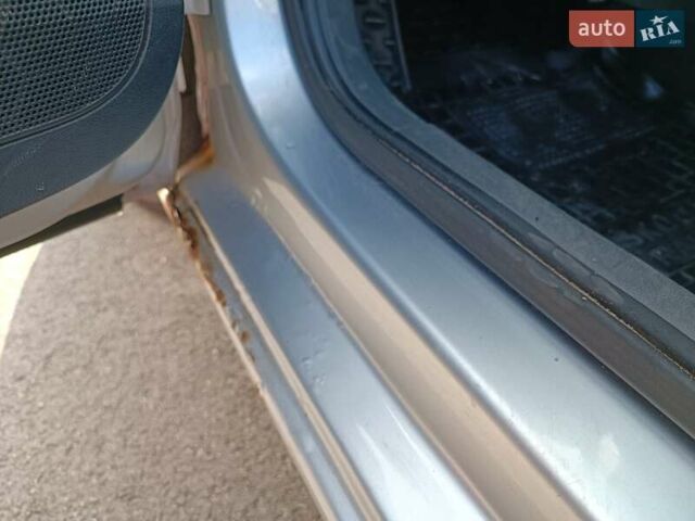 Сірий Шкода Рапід, об'ємом двигуна 1.6 л та пробігом 189 тис. км за 7800 $, фото 17 на Automoto.ua