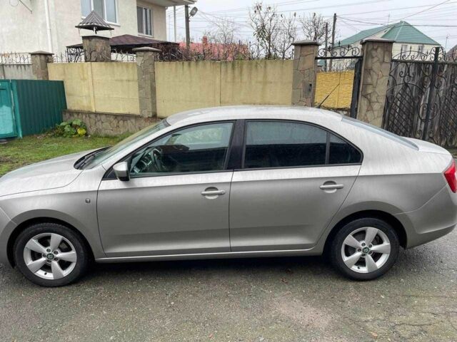 Серый Шкода Рапид, объемом двигателя 1.2 л и пробегом 183 тыс. км за 7300 $, фото 7 на Automoto.ua