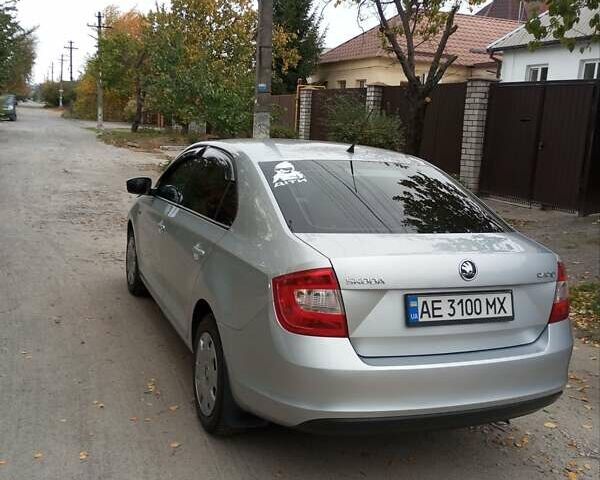 Серый Шкода Рапид, объемом двигателя 1.6 л и пробегом 190 тыс. км за 8900 $, фото 16 на Automoto.ua