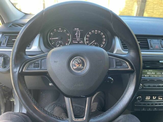 Серый Шкода Рапид, объемом двигателя 1.2 л и пробегом 183 тыс. км за 7300 $, фото 11 на Automoto.ua