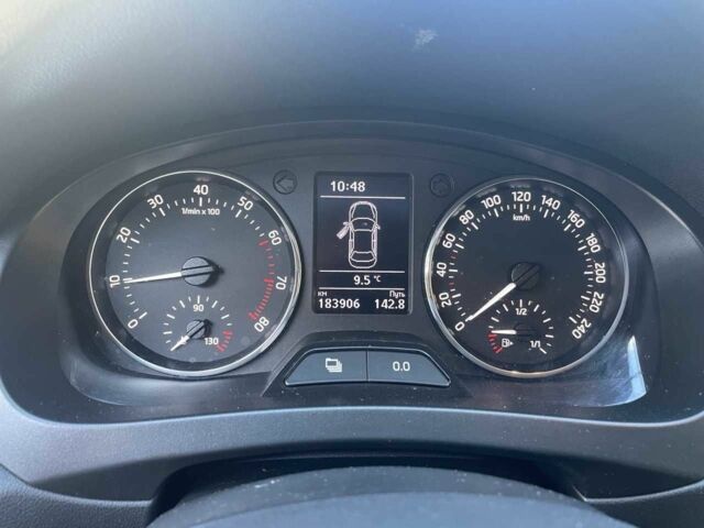 Серый Шкода Рапид, объемом двигателя 1.2 л и пробегом 183 тыс. км за 7300 $, фото 16 на Automoto.ua