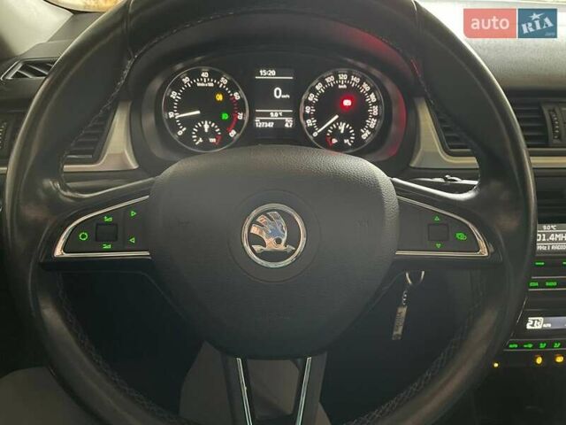 Серый Шкода Рапид, объемом двигателя 1.6 л и пробегом 127 тыс. км за 10000 $, фото 55 на Automoto.ua