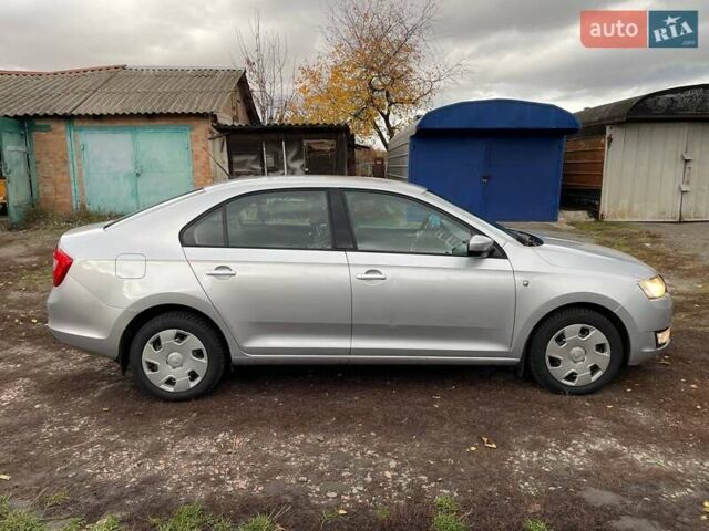 Серый Шкода Рапид, объемом двигателя 1.6 л и пробегом 127 тыс. км за 10000 $, фото 16 на Automoto.ua