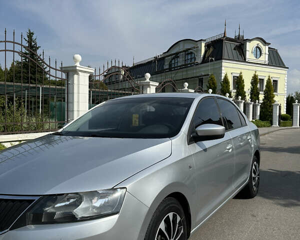 Серый Шкода Рапид, объемом двигателя 1.6 л и пробегом 286 тыс. км за 7700 $, фото 1 на Automoto.ua