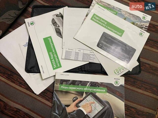 Серый Шкода Рапид, объемом двигателя 1.6 л и пробегом 127 тыс. км за 10000 $, фото 66 на Automoto.ua