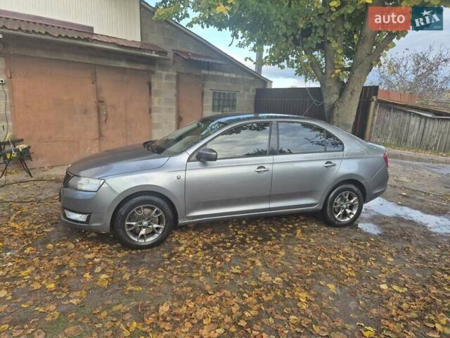 Серый Шкода Рапид, объемом двигателя 1.6 л и пробегом 216 тыс. км за 7500 $, фото 3 на Automoto.ua