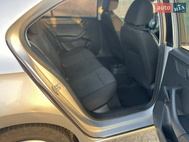 Сірий Шкода Рапід, об'ємом двигуна 1.6 л та пробігом 284 тис. км за 6777 $, фото 17 на Automoto.ua