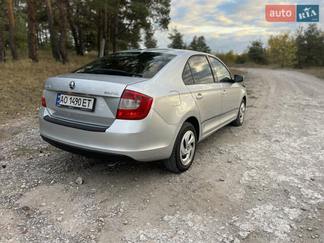 Серый Шкода Рапид, объемом двигателя 1.6 л и пробегом 241 тыс. км за 6900 $, фото 4 на Automoto.ua