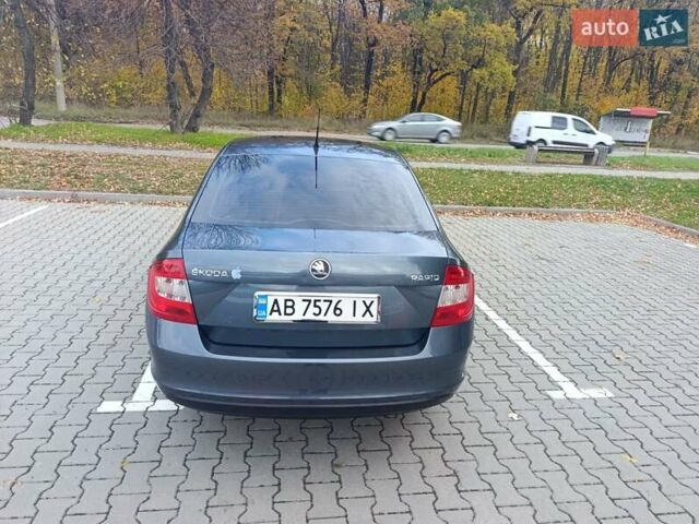 Шкода Рапід 2014 у Вінниці на Automoto.ua Сірий Шкода Рапід, об'ємом двигуна 1.6 л та пробігом 214 тис. км за 7600 $, фото 10 на Automoto.ua