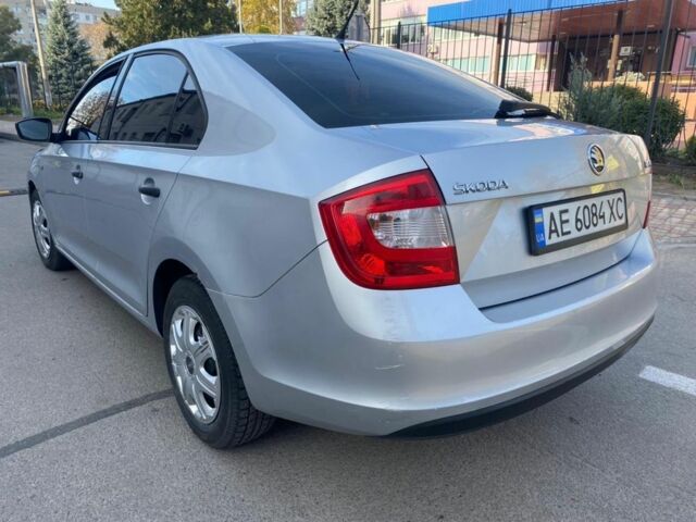 Сірий Шкода Рапід, об'ємом двигуна 1.6 л та пробігом 173 тис. км за 6500 $, фото 6 на Automoto.ua