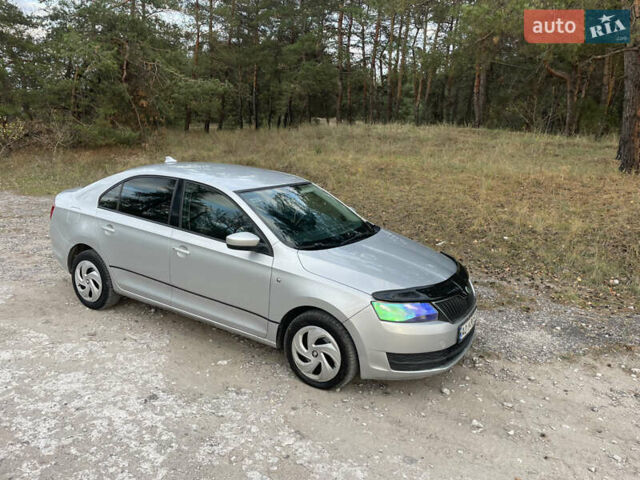 Серый Шкода Рапид, объемом двигателя 1.6 л и пробегом 241 тыс. км за 6900 $, фото 1 на Automoto.ua