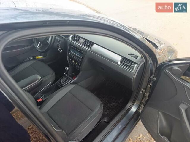 Шкода Рапід 2014 у Вінниці на Automoto.ua Сірий Шкода Рапід, об'ємом двигуна 1.6 л та пробігом 214 тис. км за 7600 $, фото 15 на Automoto.ua