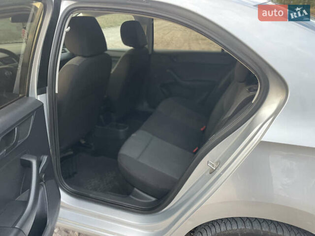 Серый Шкода Рапид, объемом двигателя 1.6 л и пробегом 241 тыс. км за 6900 $, фото 11 на Automoto.ua