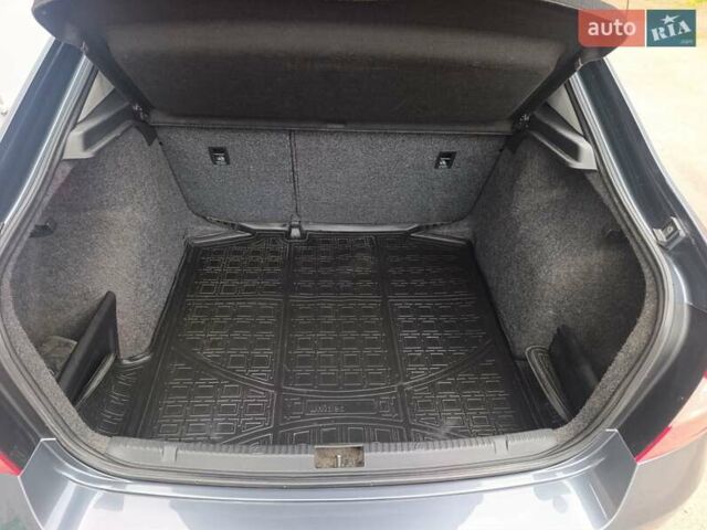 Шкода Рапід 2014 у Вінниці на Automoto.ua Сірий Шкода Рапід, об'ємом двигуна 1.6 л та пробігом 214 тис. км за 7600 $, фото 11 на Automoto.ua
