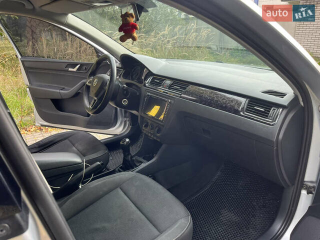 Шкода Рапид 2015 в Львове на Automoto.ua Серый Шкода Рапид, объемом двигателя 1.6 л и пробегом 135 тыс. км за 8999 $, фото 13 на Automoto.ua