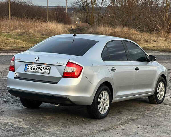 Сірий Шкода Рапід, об'ємом двигуна 1.2 л та пробігом 179 тис. км за 6700 $, фото 4 на Automoto.ua