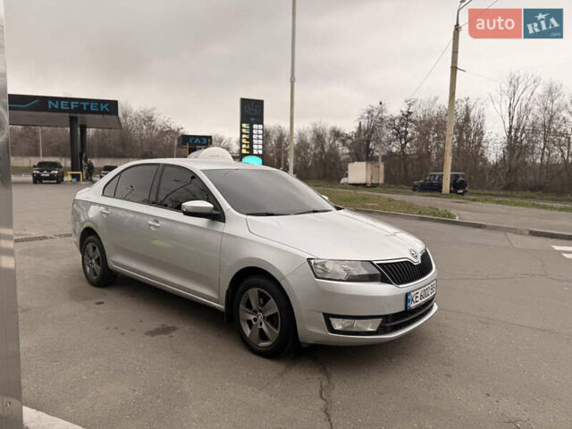 Сірий Шкода Рапід, об'ємом двигуна 1.2 л та пробігом 187 тис. км за 8700 $, фото 6 на Automoto.ua