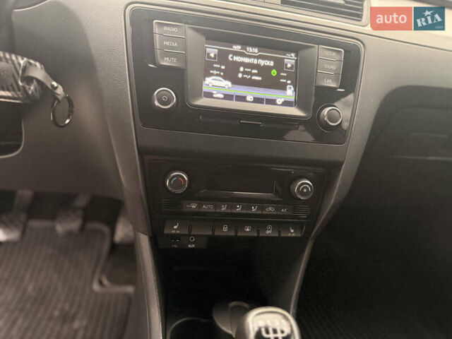 Сірий Шкода Рапід, об'ємом двигуна 1.2 л та пробігом 187 тис. км за 8700 $, фото 25 на Automoto.ua