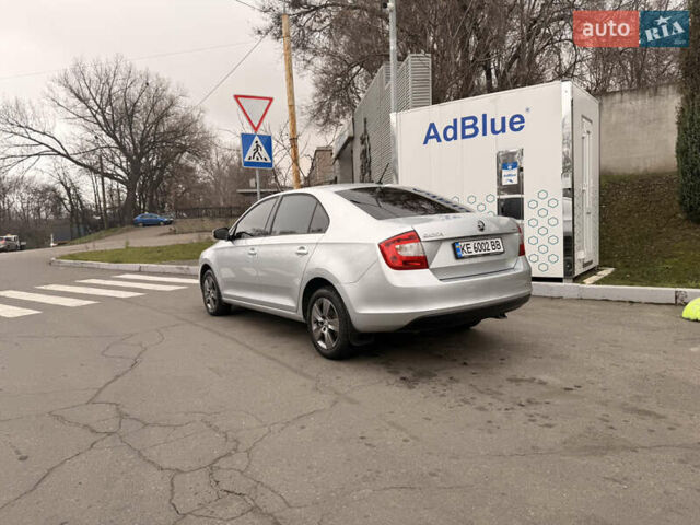 Сірий Шкода Рапід, об'ємом двигуна 1.2 л та пробігом 187 тис. км за 8700 $, фото 2 на Automoto.ua