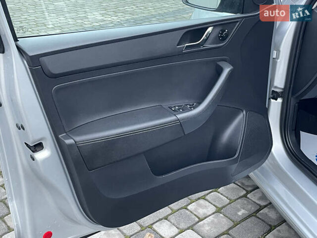 Серый Шкода Рапид, объемом двигателя 1.2 л и пробегом 160 тыс. км за 9400 $, фото 37 на Automoto.ua