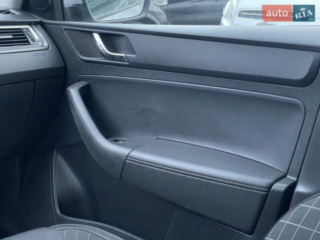 Серый Шкода Рапид, объемом двигателя 1.2 л и пробегом 160 тыс. км за 9400 $, фото 25 на Automoto.ua