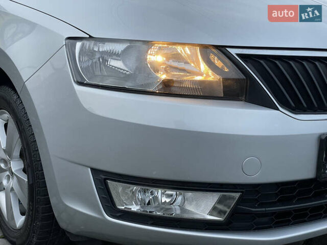 Серый Шкода Рапид, объемом двигателя 1.2 л и пробегом 160 тыс. км за 9400 $, фото 41 на Automoto.ua