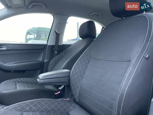 Серый Шкода Рапид, объемом двигателя 1.2 л и пробегом 160 тыс. км за 9400 $, фото 33 на Automoto.ua