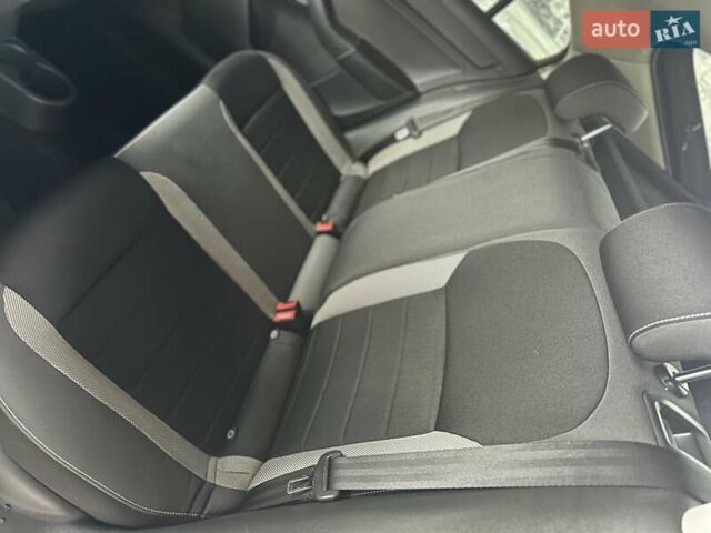 Сірий Шкода Рапід, об'ємом двигуна 1.6 л та пробігом 246 тис. км за 9200 $, фото 20 на Automoto.ua