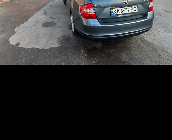 Сірий Шкода Рапід, об'ємом двигуна 1.6 л та пробігом 246 тис. км за 9200 $, фото 2 на Automoto.ua